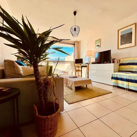 Charming T2 With Open Views, Heart Of Chartrons Apartment Bordeaux